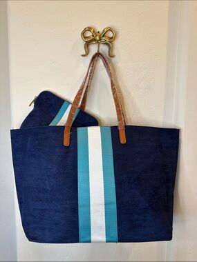 Neiman Marcus Striped Navy Blue Tote with Teal & White Center Stripe